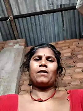 Hot di97 online show from 04.14.26