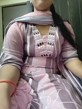 Snapshot of Adaa7 chatting on 06.05.26 Adaa7 online show from 06.05.26