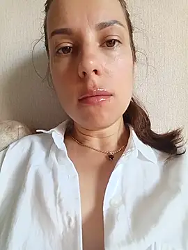 Snapshot of She-Moon chatting on 07.02.26 She-Moon online show from 07.02.26