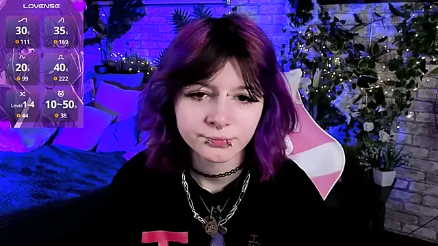 Ashley Veil online show from 03.24.26