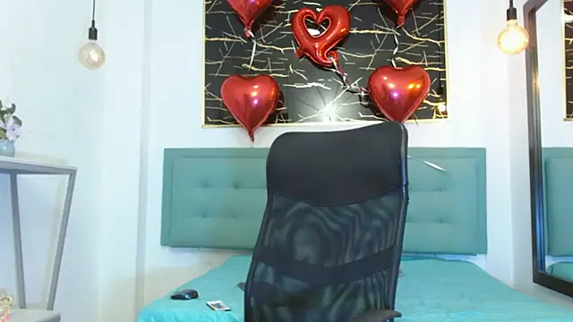 XanderGrey8 online show from 02.21.26