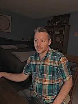 chrisw8140 online show from 05.17.26
