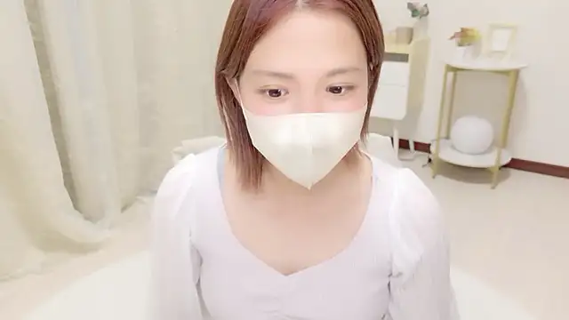 UMIumi- online show from 04.30.26