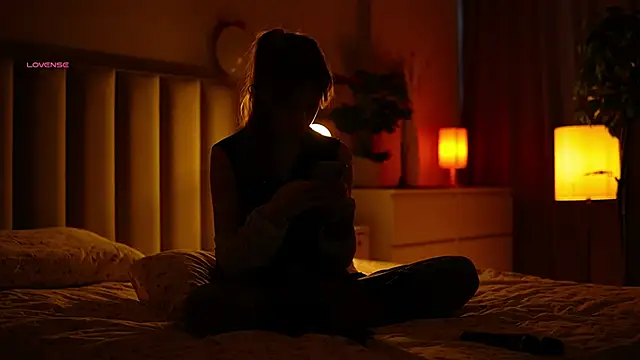 oopsnaked online show from 02.11.26