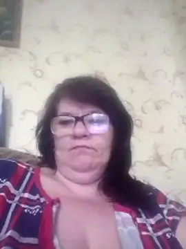 NysiOlsen online show from 04.18.26