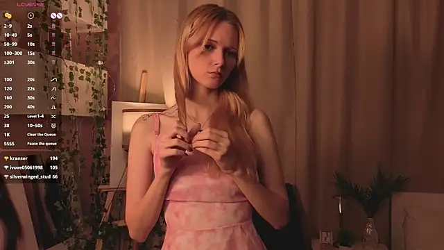 JuanaSumma online show from 04.17.26