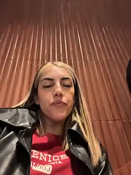 Paulinaa bella online show from 04.10.26