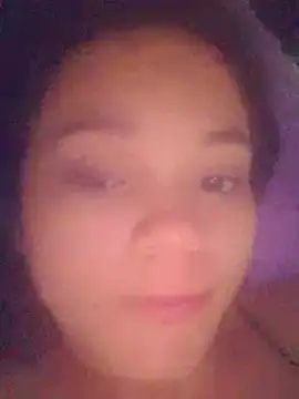 Snapshot of AdharaCusan chatting on 02.05.26 AdharaCusan online show from 02.05.26