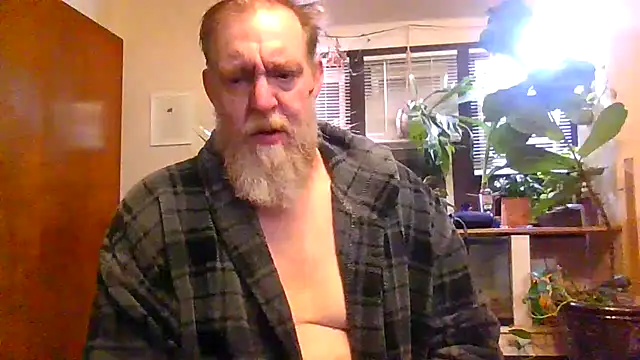 Snapshot of Moeblick chatting on 02.17.26 Moeblick online show from 02.17.26