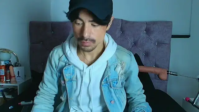 Ethan Briggs  online show from 02.22.26