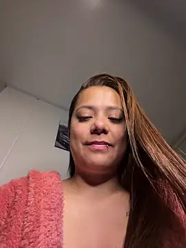 Pretty  Milf online show from 04.19.26