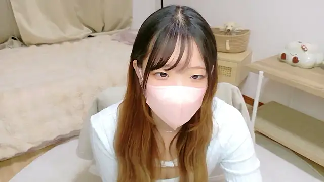 Snapshot of NOA_cha chatting on 04.10.26 NOA cha online show from 04.10.26