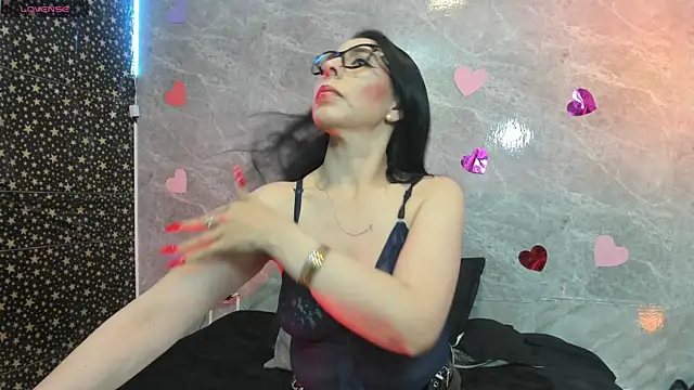 adellelennoxx online show from 05.26.26