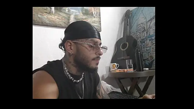 Snapshot of liyamjunior chatting on 02.15.26 liyamjunior online show from 02.15.26