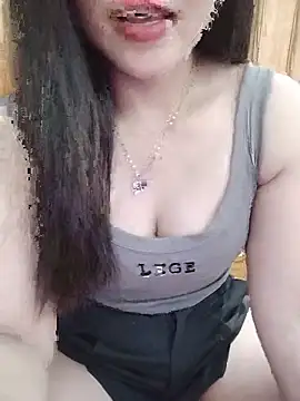 Snapshot of MaiNgoc_sexy chatting on 06.07.26 MaiNgoc sexy online show from 06.07.26