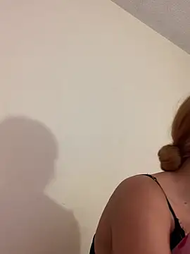 Snapshot of ivy-777 chatting on 06.28.26 ivy-777 online show from 06.28.26