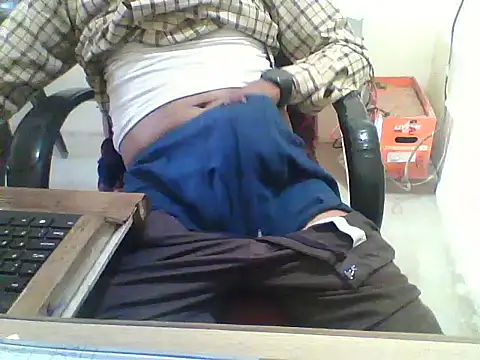 Snapshot of dream_king_1985 chatting on 02.22.26 dream king 1985 online show from 02.22.26