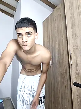 dominant boy1 online show from 01.13.26