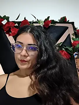 Freyarosse online show from 02.17.26