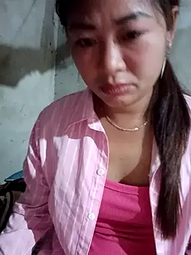 out-lustt online show from 04.19.26