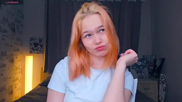 OwlLynn online show from 02.12.26