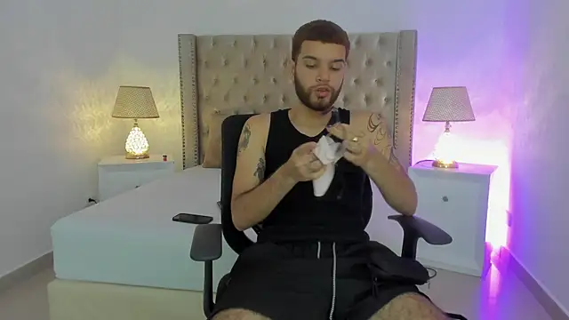 Alexo klenner online show from 01.17.26