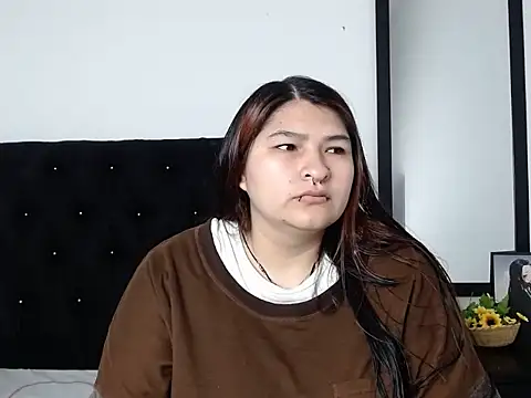 LauraHorny69 online show from 02.25.26