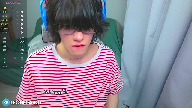 LeonBoykisser online show from 04.02.26