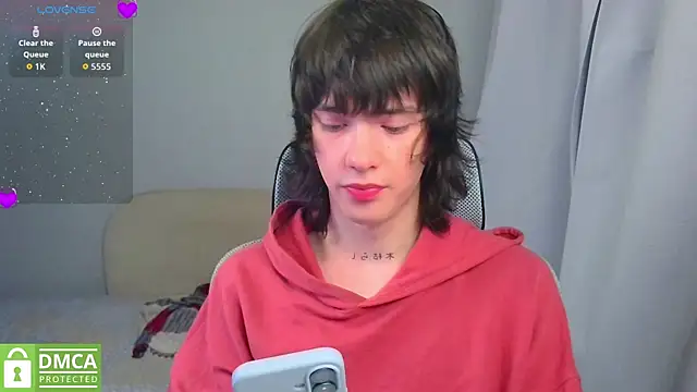 Snapshot of LeonBoykisser chatting on 07.24.26 LeonBoykisser online show from 07.24.26