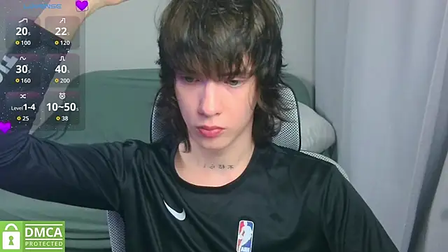 Snapshot of LeonBoykisser chatting on 08.07.26 LeonBoykisser online show from 08.07.26