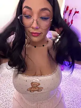 Snapshot of Your_Enyel chatting on 02.18.26 Your Enyel online show from 02.18.26