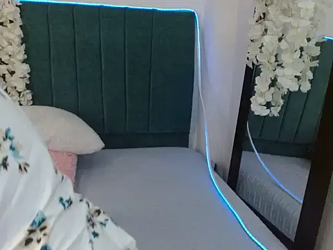 carolinacrus02 online show from 01.17.26