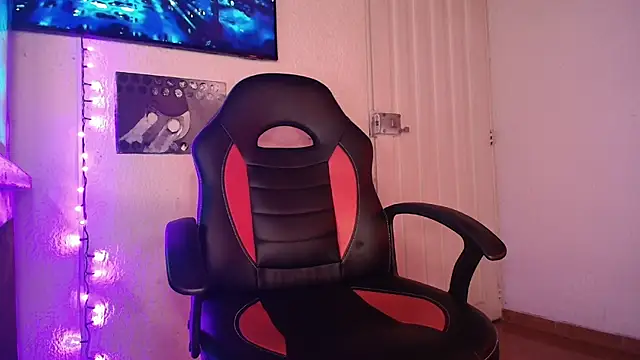 pauldocux  online show from 01.15.26