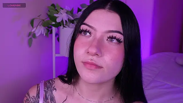 Snapshot of Dolcexx_ chatting on 02.04.26 Dolcexx online show from 02.04.26