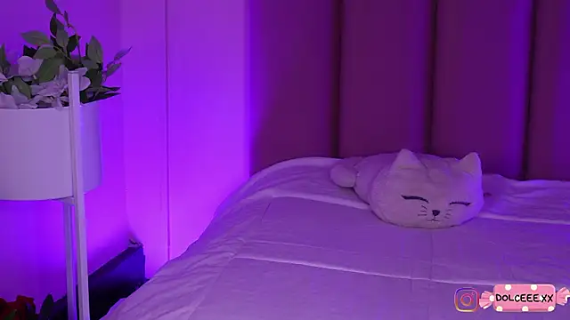 Snapshot of Dolcexx_ chatting on 02.06.26 Dolcexx online show from 02.06.26