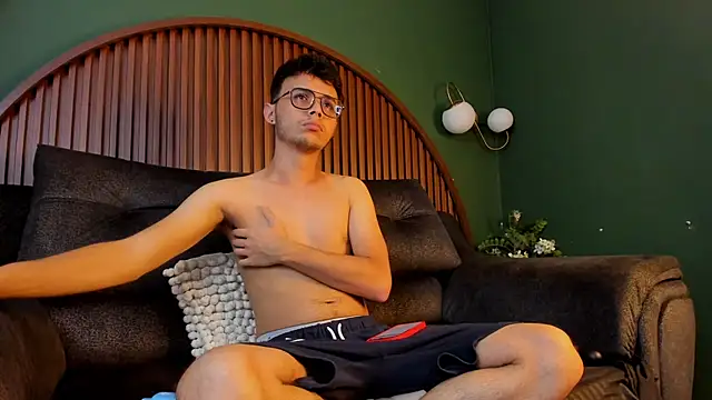 Alhan Twink online show from 03.15.26