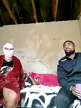 Snapshot of KAT_AND_DEE chatting on 03.03.26 KAT AND DEE online show from 03.03.26