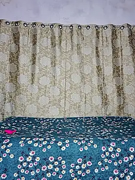 Forest Queen online show from 03.09.26