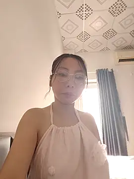 Snapshot of Famrita chatting on 05.08.26 Famrita online show from 05.08.26