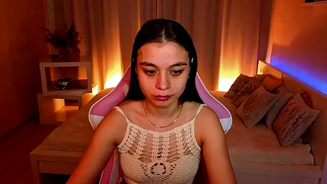 Kim Bless online show from 04.14.26