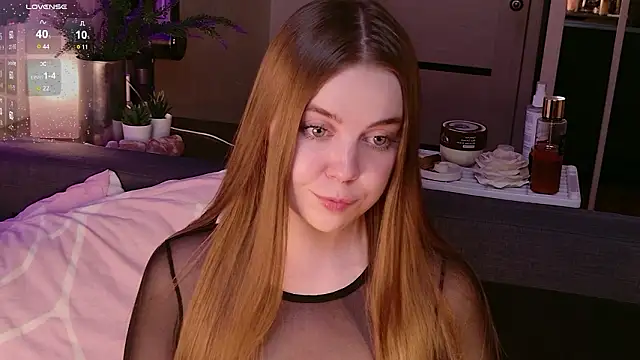 bratwifelina online show from 02.27.26