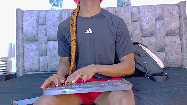 Snapshot of samirths_boy_ chatting on 02.16.26 samirths boy online show from 02.16.26