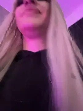 elodie rouge online show from 04.15.26