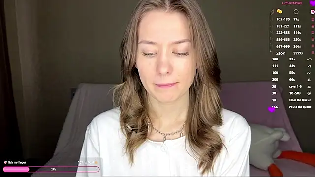 Snapshot of elsadaedra chatting on 02.13.26 elsadaedra online show from 02.13.26