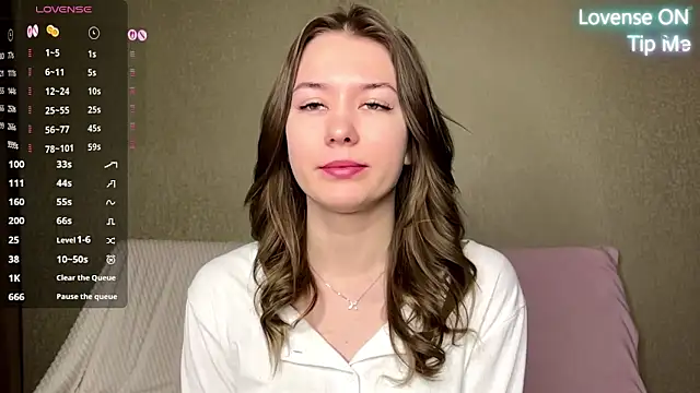 Snapshot of elsadaedra chatting on 02.23.26 elsadaedra online show from 02.23.26