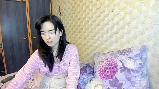 Kiticat online show from 03.05.26