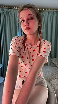 FannyRayy online show from 01.17.26