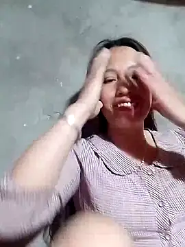 Gummiesu online show from 02.16.26