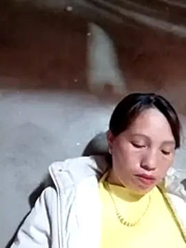 Gummiesu online show from 03.04.26