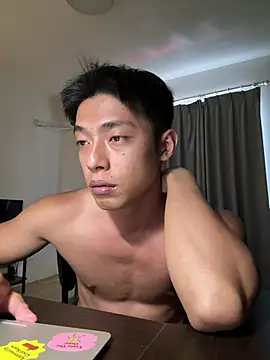 Yooo17 online show from 04.16.26